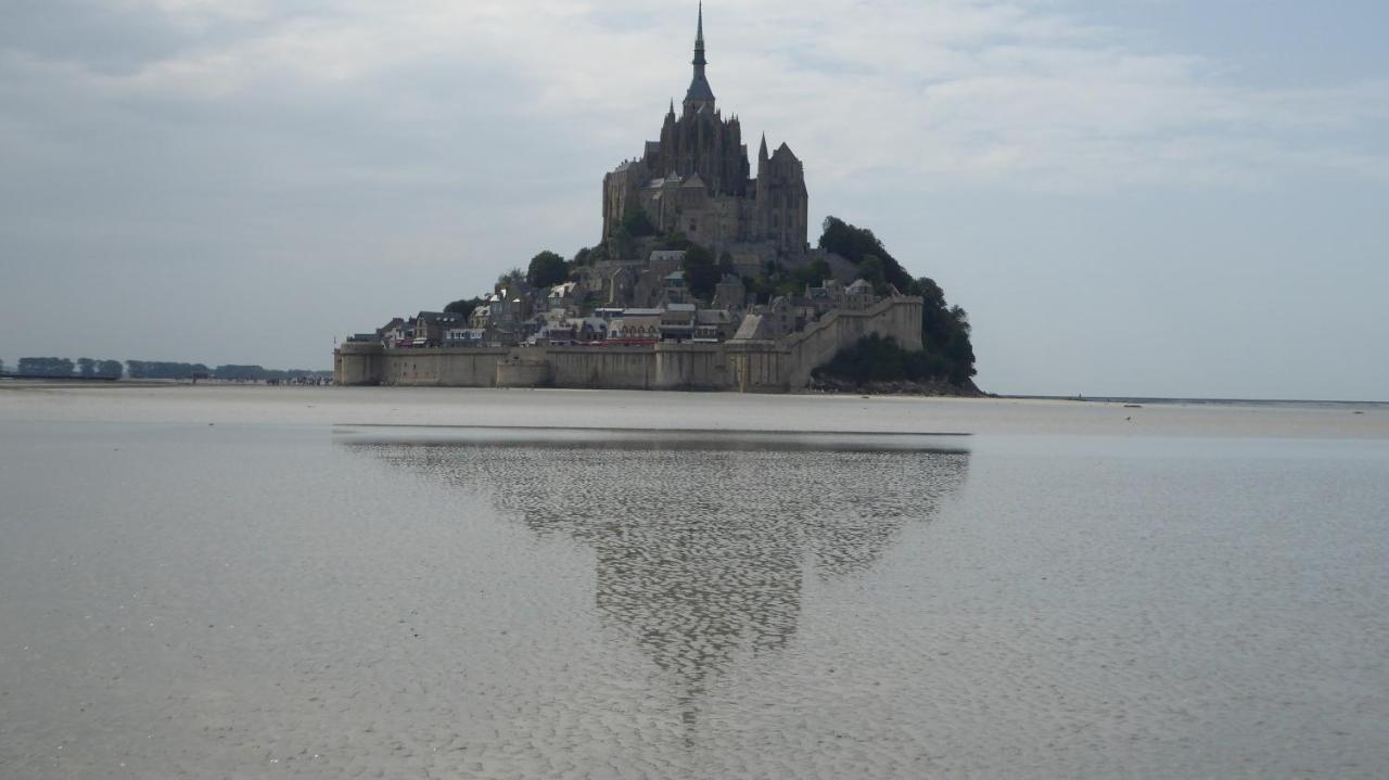 Maison D'Hotes De Charme La Rose De Ducey Pres Du Mont Saint Michel Екстериор снимка